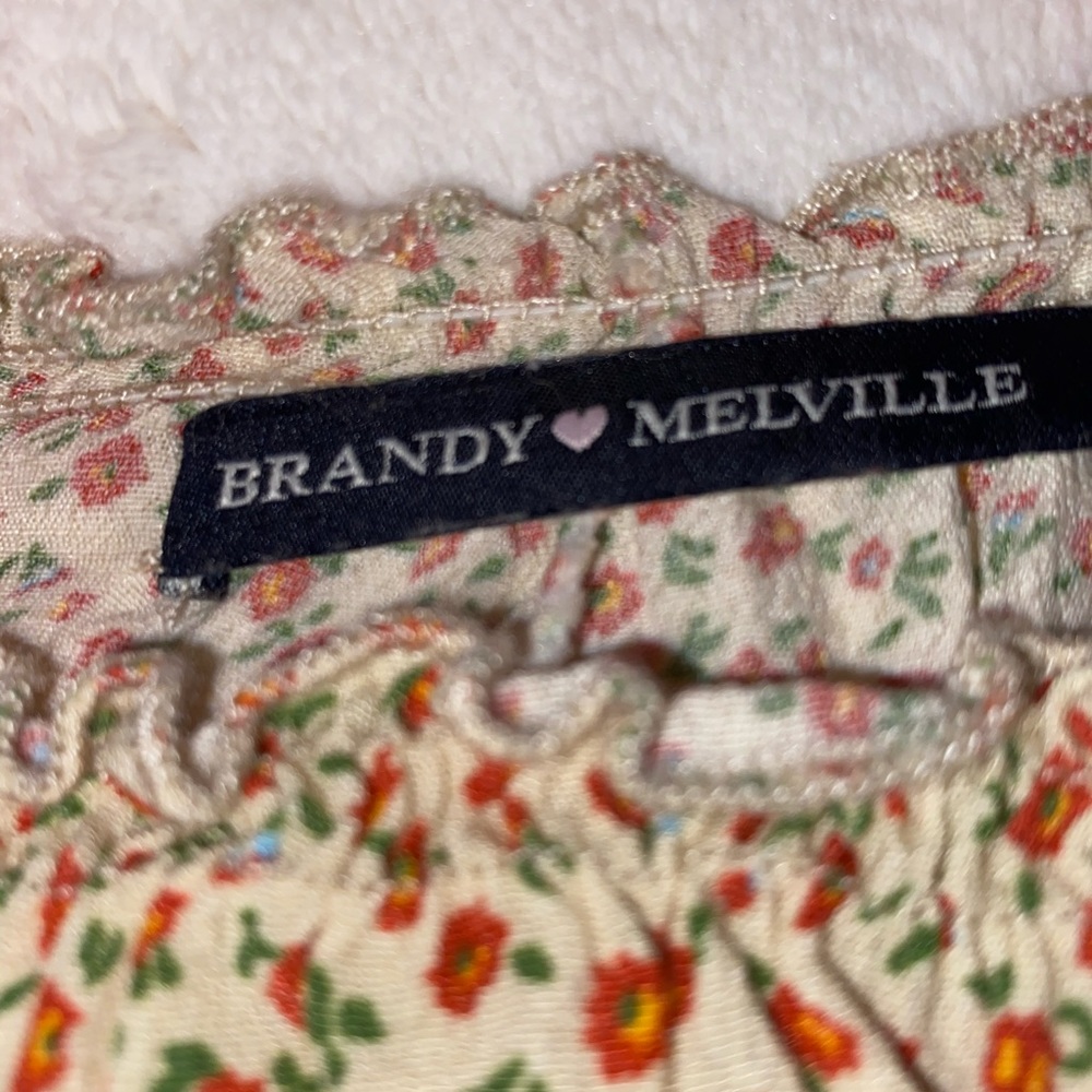 Brandy Melville top - Picture 2 of 2